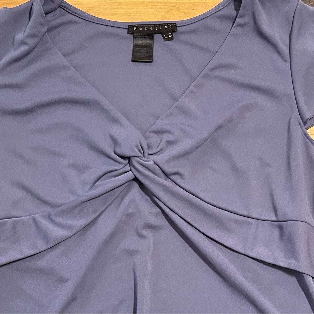 Parallel Top SZ L 🌸🌸 - Picture 7 of 7